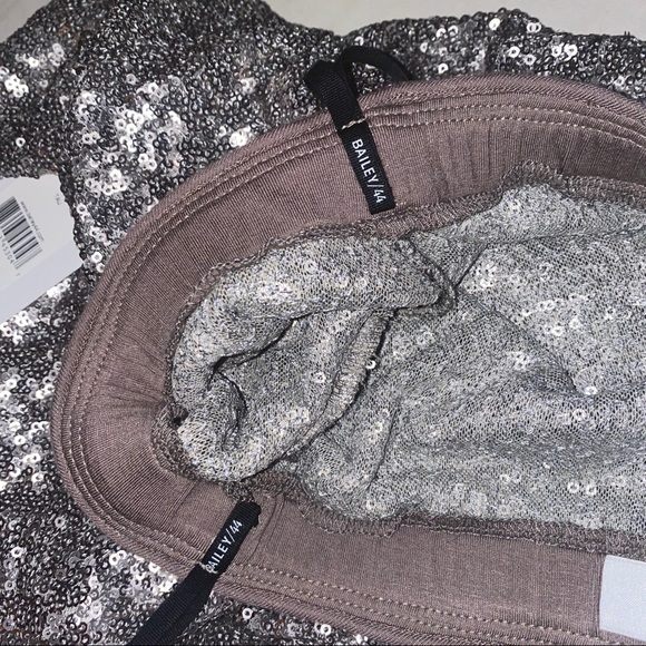 Bailey 44 Silver off the shoulder sequin top - Picture 6 of 6